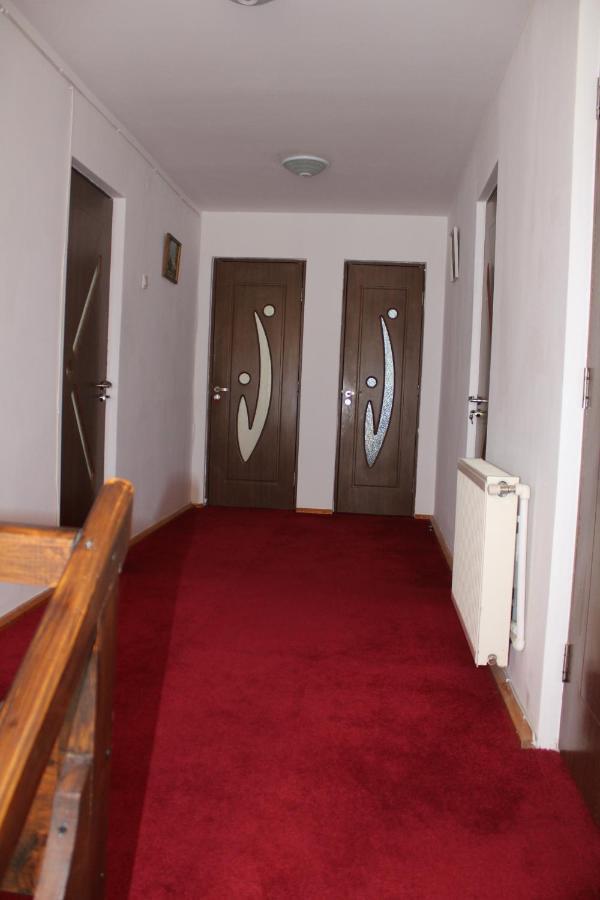 Casa Edi Hotel Poiana Negrii Eksteriør billede